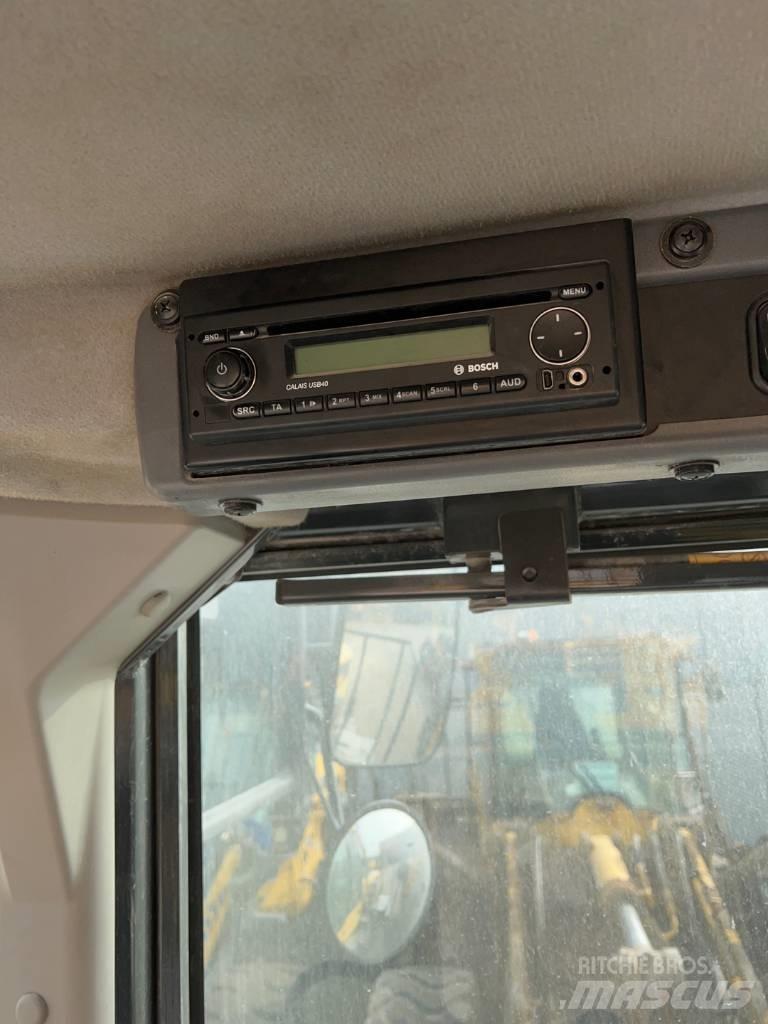 Komatsu WA 380-8  휠로우더