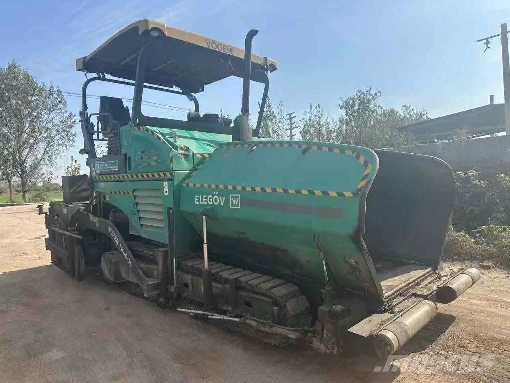 Vögele 1800-3 아스팔트 포장장비