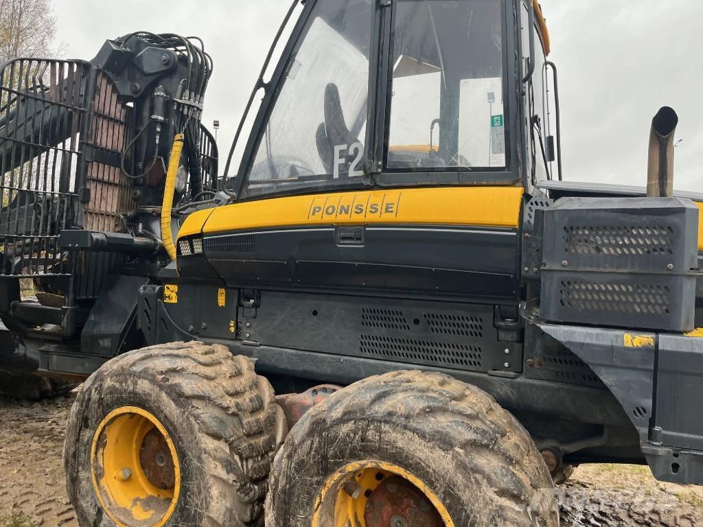 Ponsse Buffalo 8W 원목 포워더