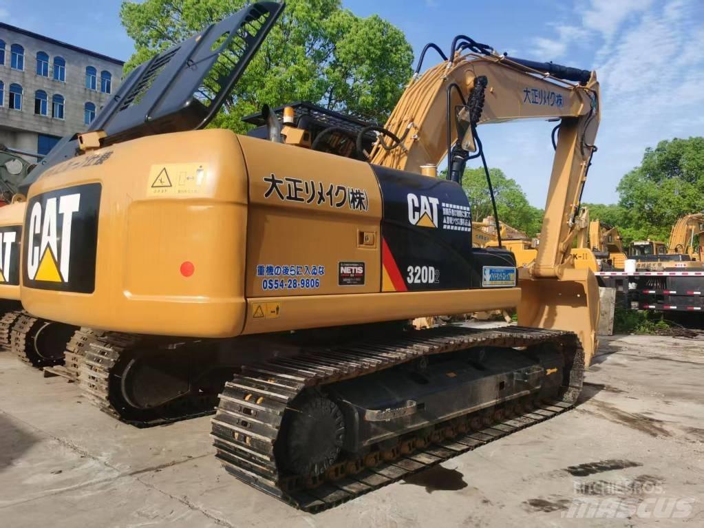 CAT 320d2 대형 굴삭기 29톤 이상
