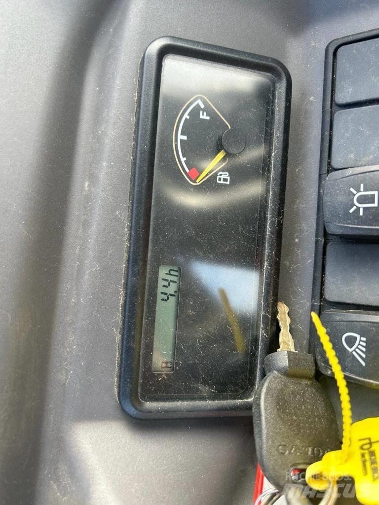 Volvo EC 15 E 소형 굴삭기 7톤 미만