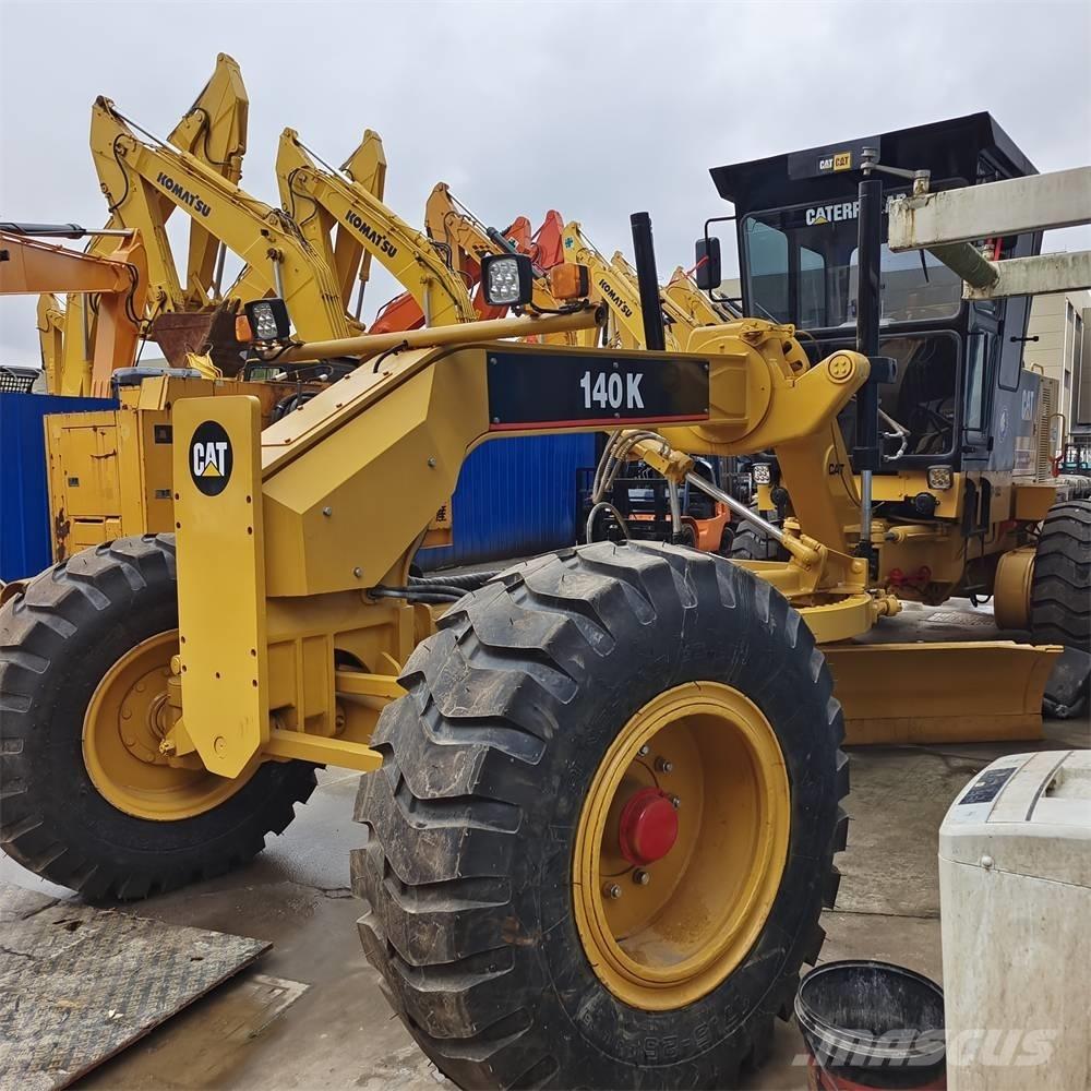 CAT 140 K 그레이더