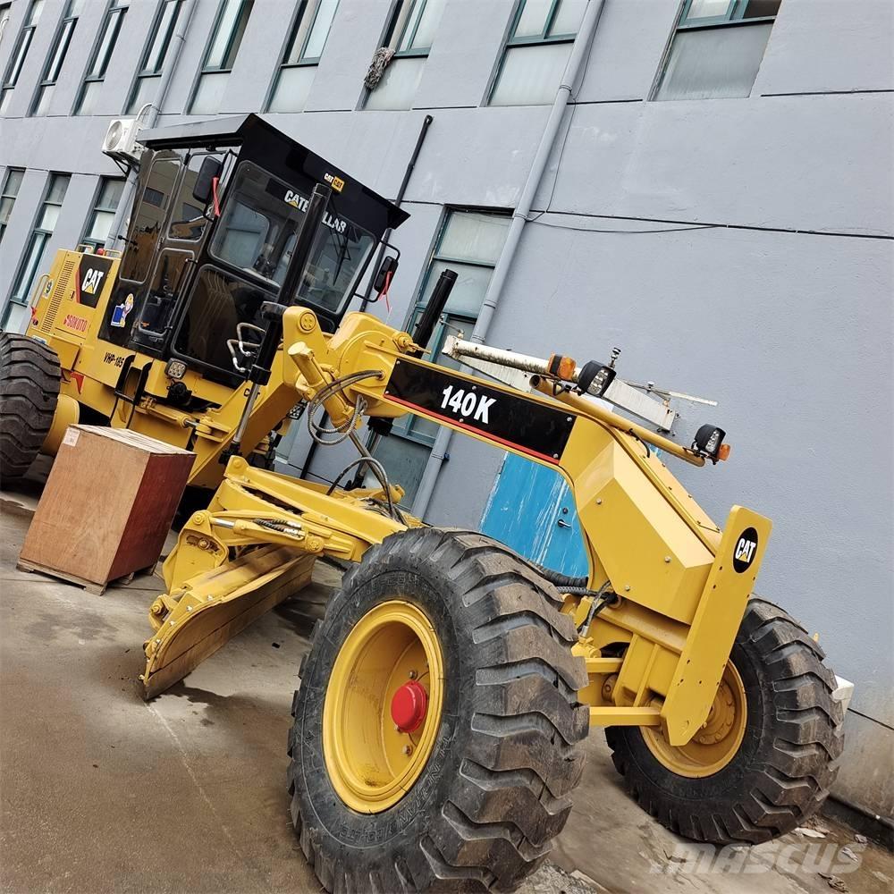 CAT 140 K 그레이더