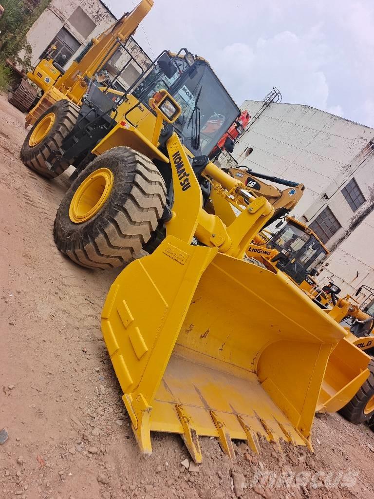 Komatsu WA 380  휠 굴삭기