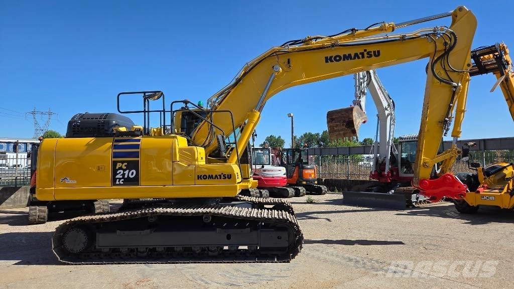 Komatsu PC 210 LC-11 대형 굴삭기 29톤 이상