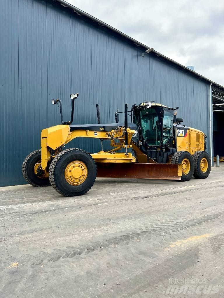 CAT 140M2 AWD 그레이더