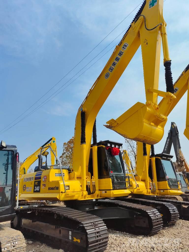 Komatsu PC 240 LC 대형 굴삭기 29톤 이상