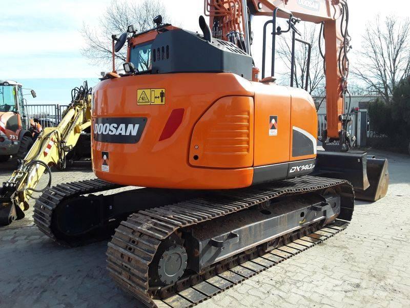 Doosan DX140LCR-5 대형 굴삭기 29톤 이상