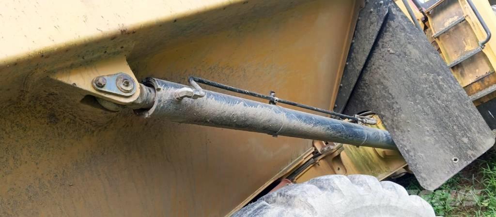 CAT 730 C 2 연결식 홀러