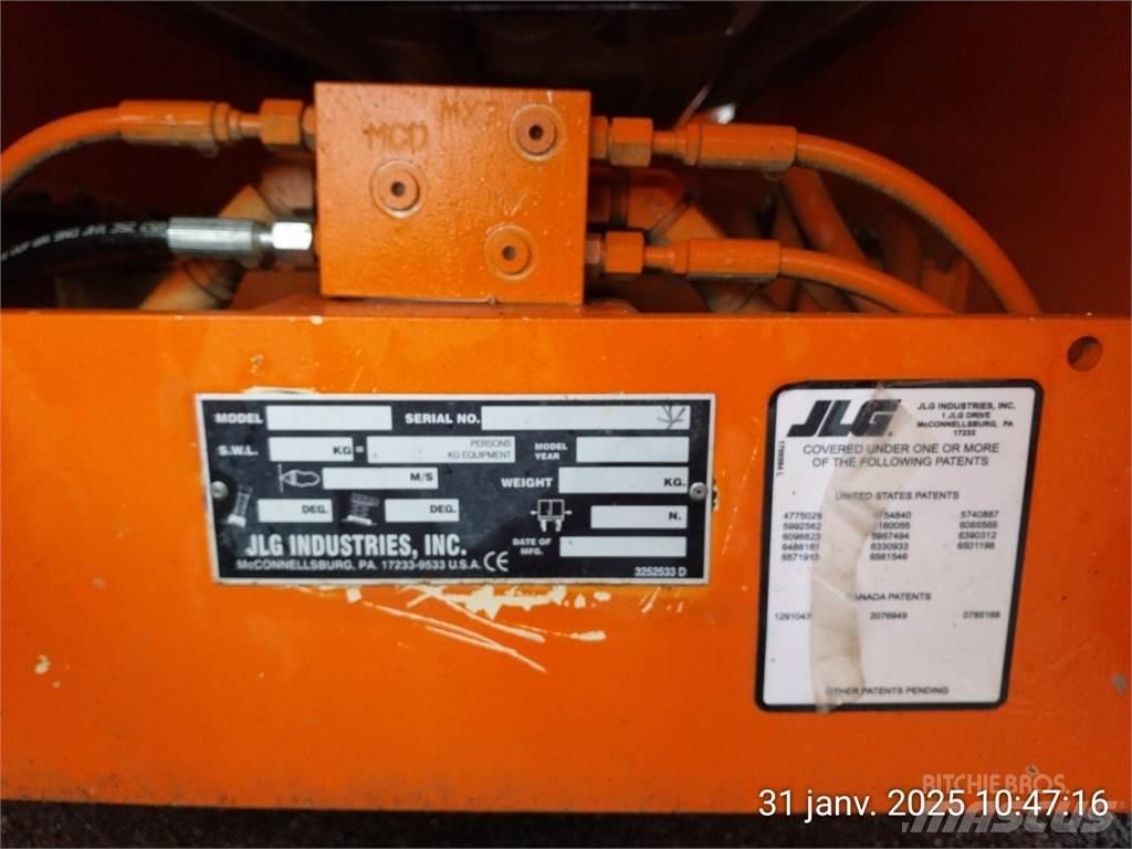 JLG 4394RT 가위형 리프트