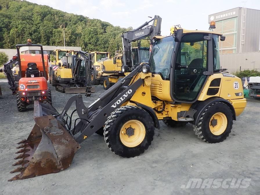 Volvo L 25 F  휠로우더
