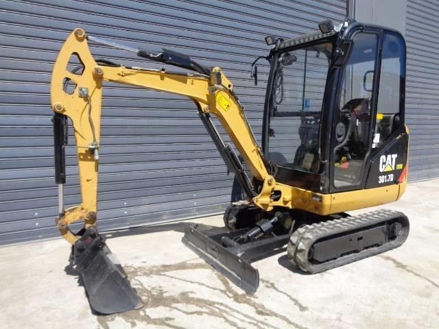 CAT 301.7 D 소형 굴삭기 7톤 미만