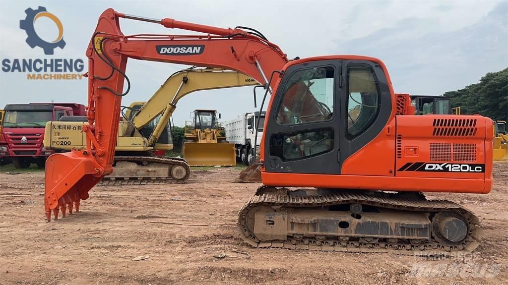Doosan DX 120 중형굴삭기 7톤-28톤