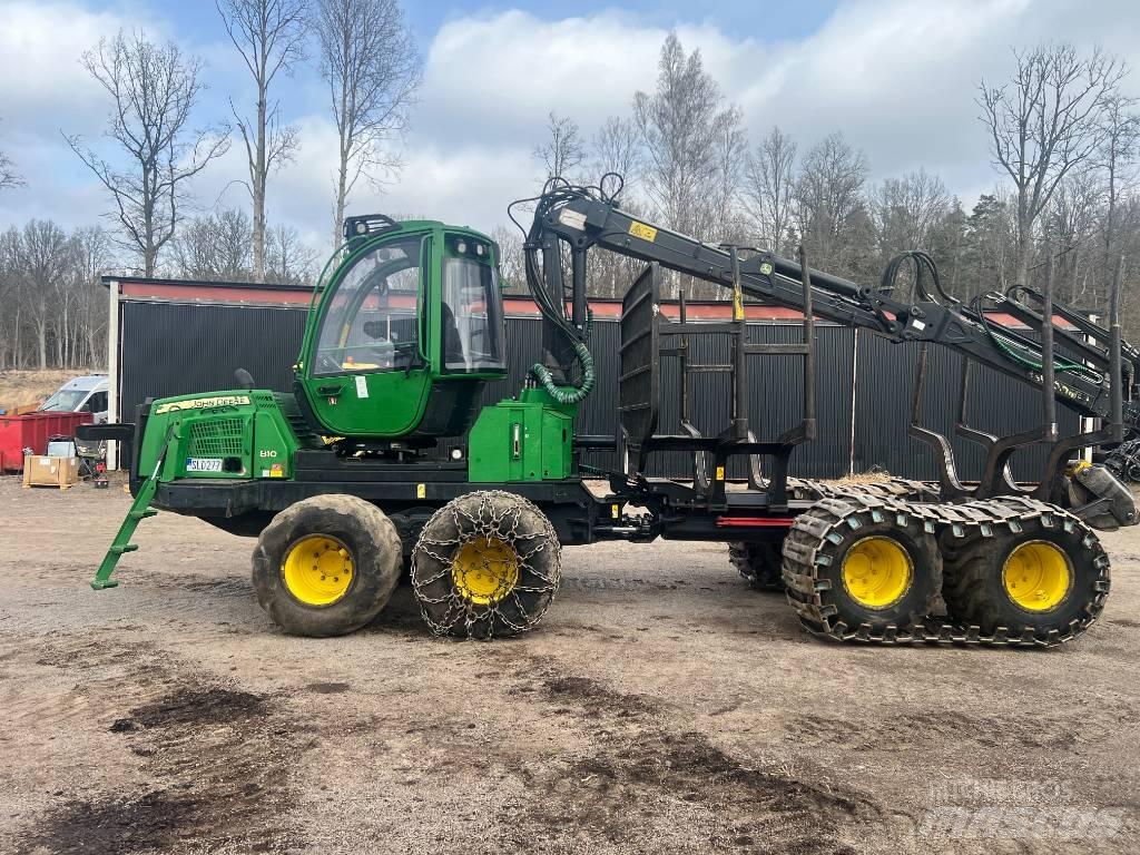 John Deere 810 E 원목 포워더