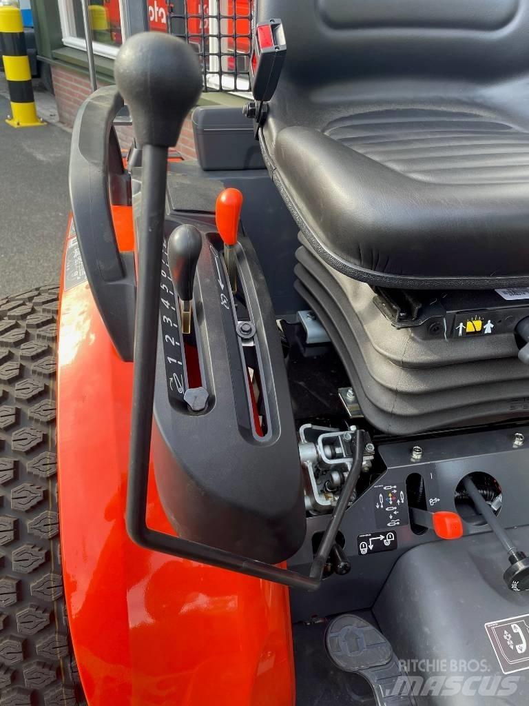 Kubota B2261 HDW 소형 트랙터