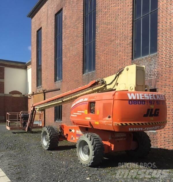 JLG 860 SJ 견인식 전동이동 리프트