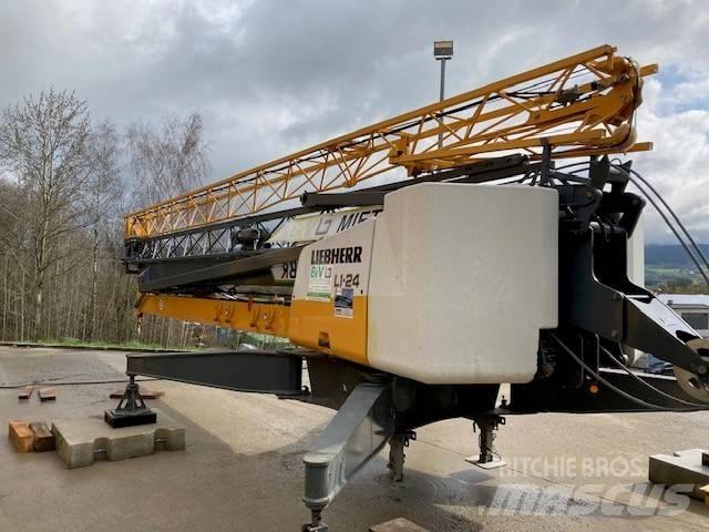Liebherr L1-24 타워 크레인
