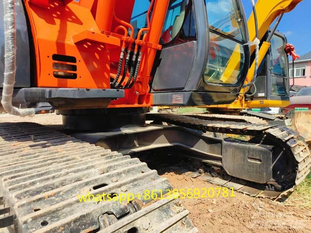Hitachi ZX 135 US 대형 굴삭기 29톤 이상