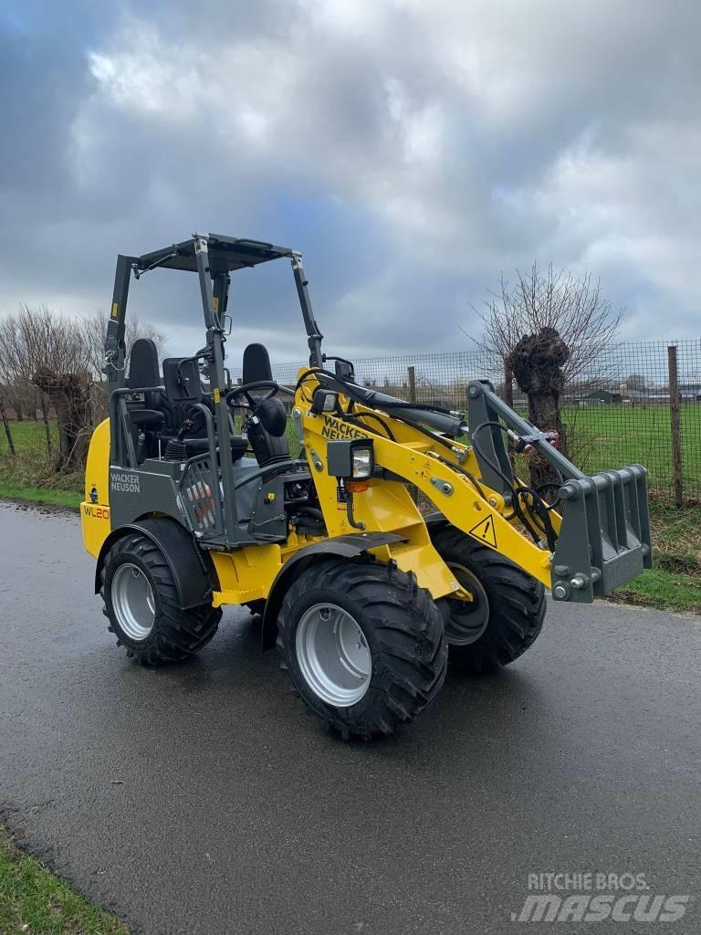 Wacker Neuson WL20  휠로우더