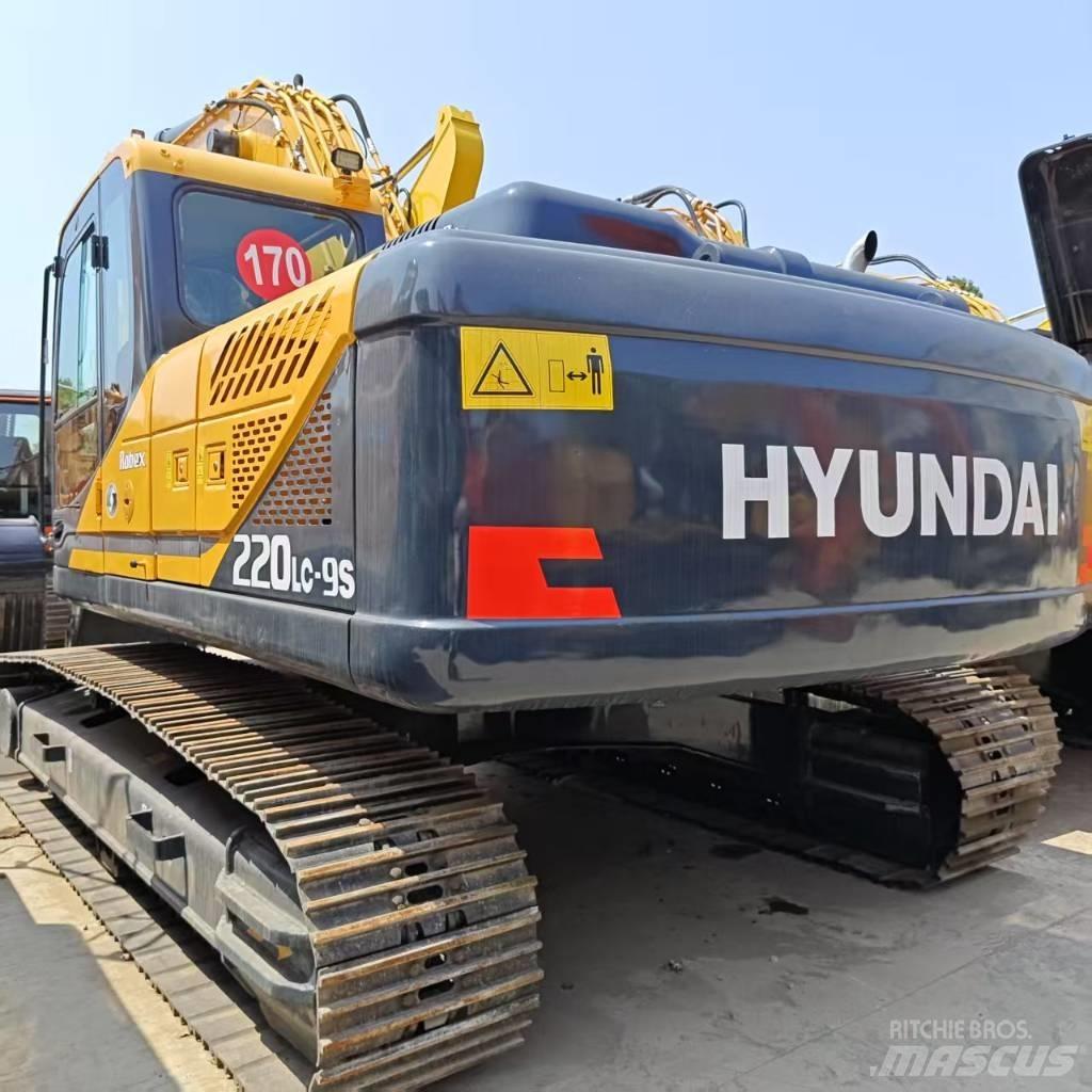 Hyundai 220lc-9s 대형 굴삭기 29톤 이상