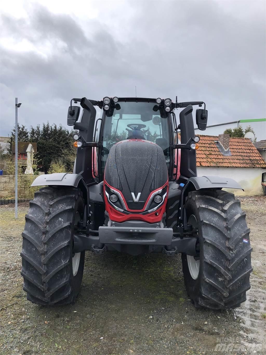 Valtra T175 EA 트랙터