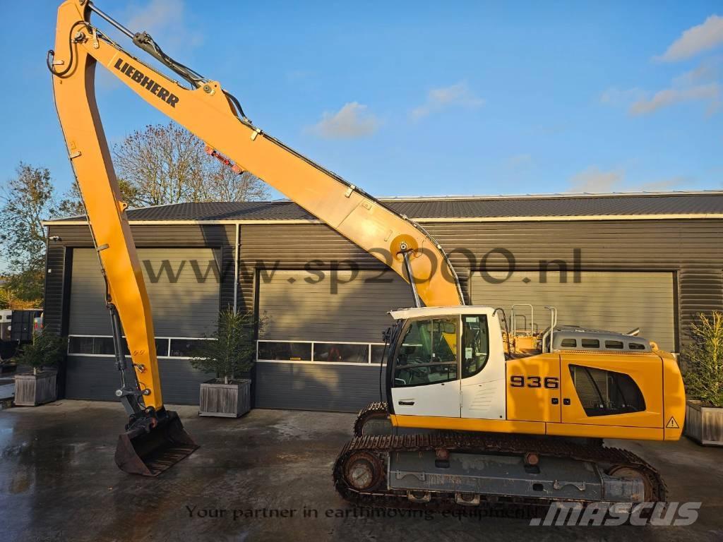Liebherr R 936 LC 대형 굴삭기 29톤 이상