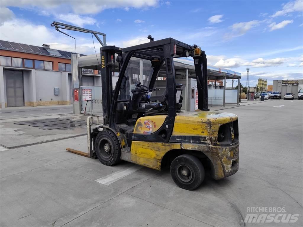 Yale GDP35VX 디젤 지게차