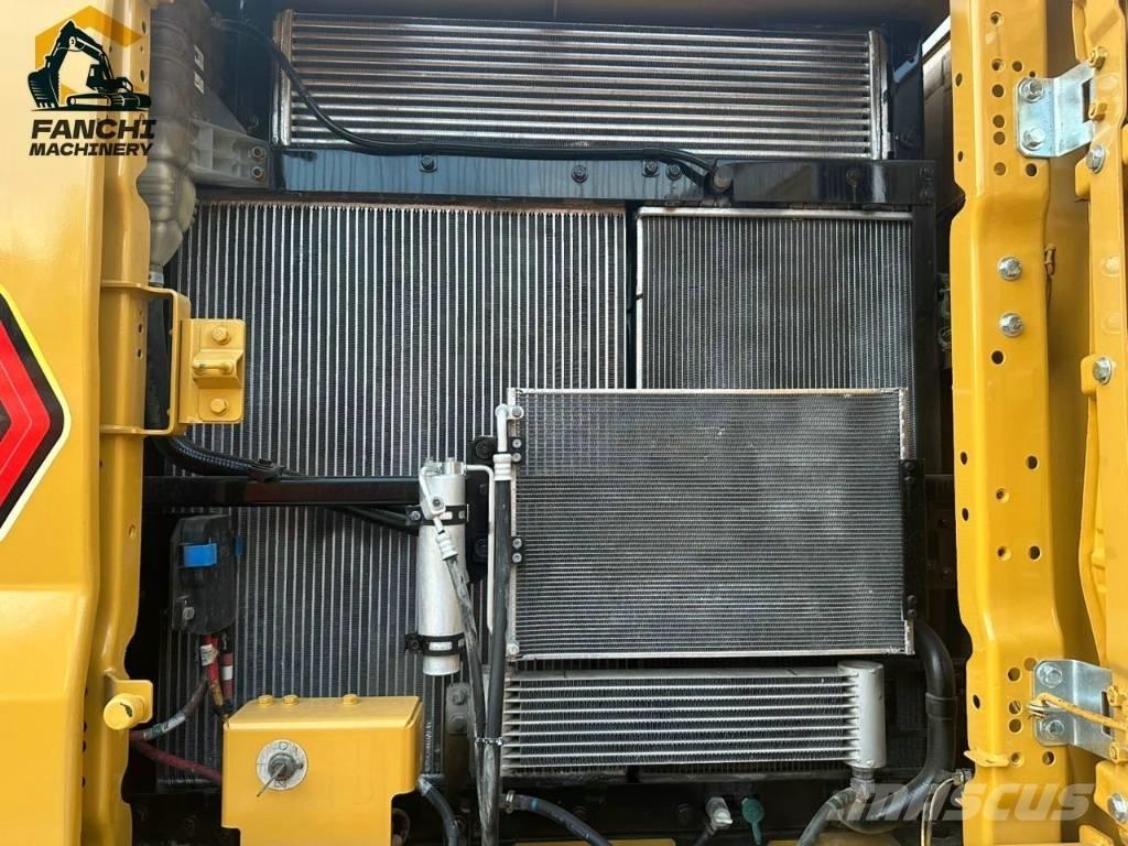 CAT 330 대형 굴삭기 29톤 이상
