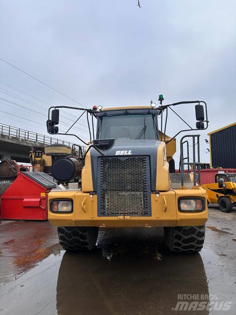 Bell B 40 D 연결식 홀러