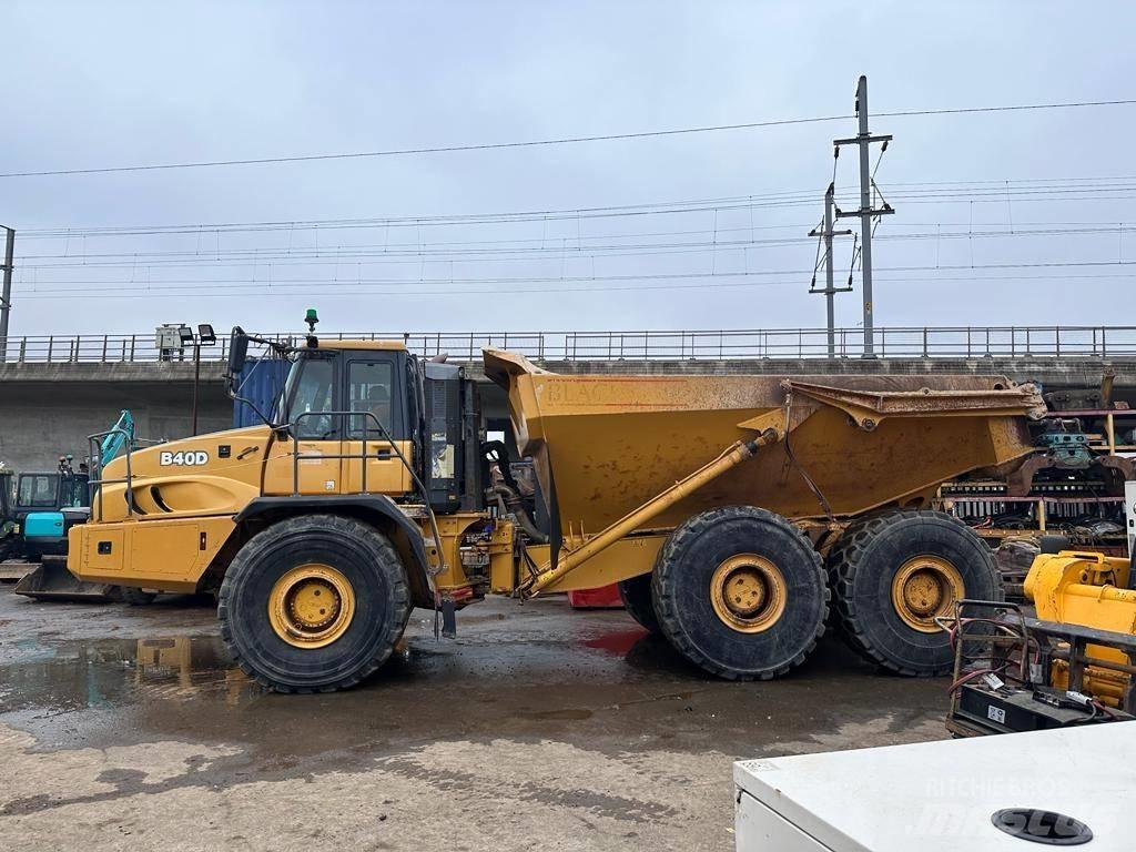 Bell B 40 D 연결식 홀러