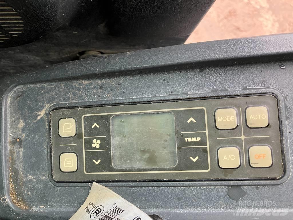 Hyundai 55W-9A  휠 굴삭기
