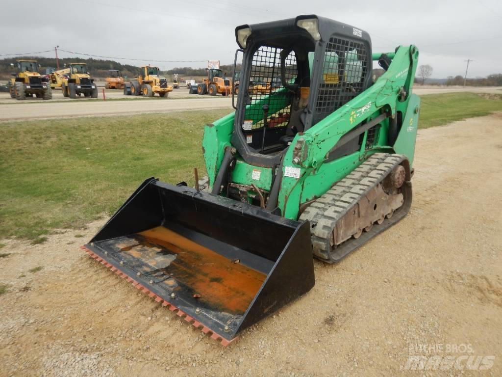 Bobcat T590  스키드로더
