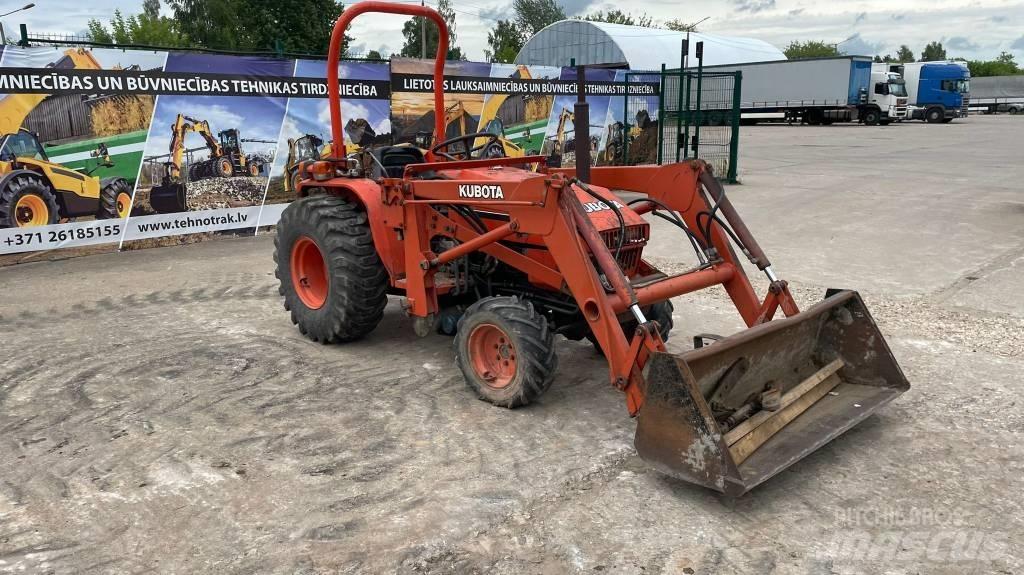 Kubota B 20 트랙터