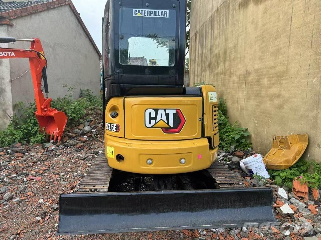 CAT 303.5 E 소형 굴삭기 7톤 미만