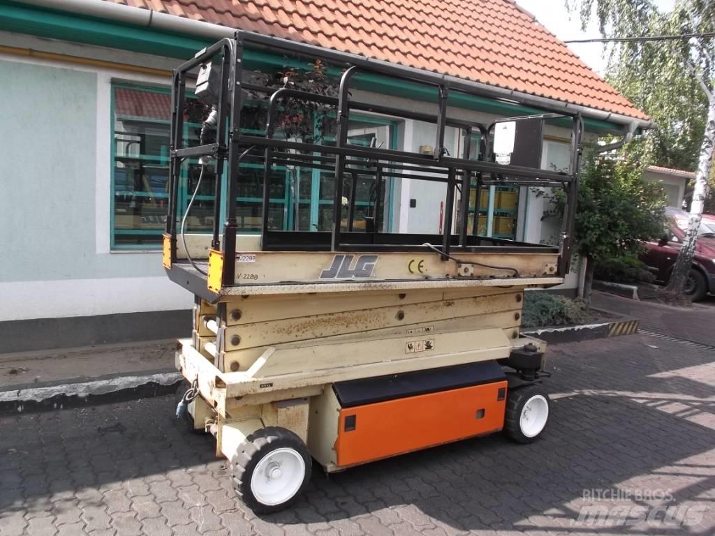 JLG 2646E      V-2288 인원/화물 앨리베이터