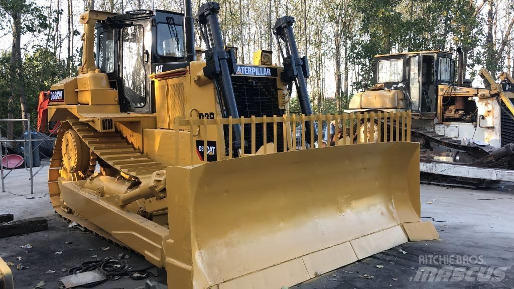 CAT D8R 크롤러 도저