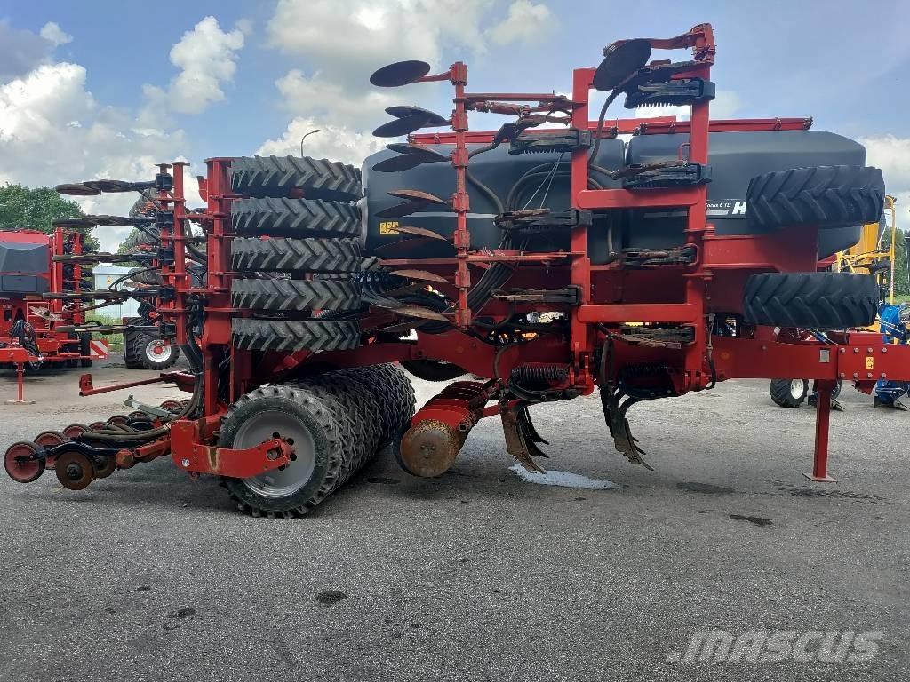 Horsch Focus 6 TD 드릴