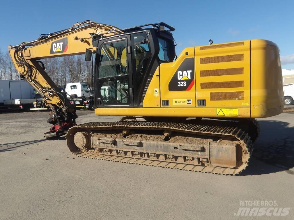 CAT 323 대형 굴삭기 29톤 이상