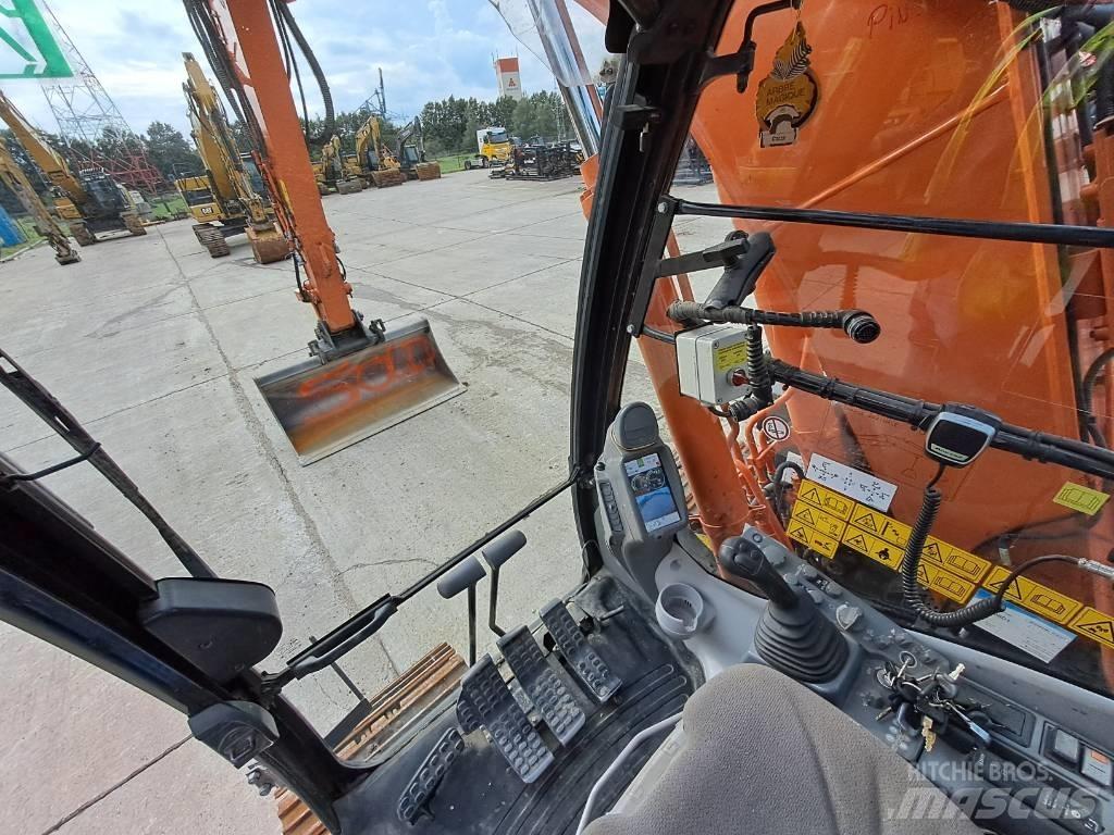Hitachi ZX135US-6 대형 굴삭기 29톤 이상