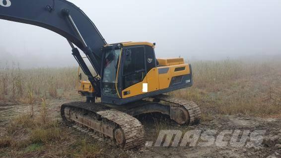 Volvo EC 300 D 대형 굴삭기 29톤 이상