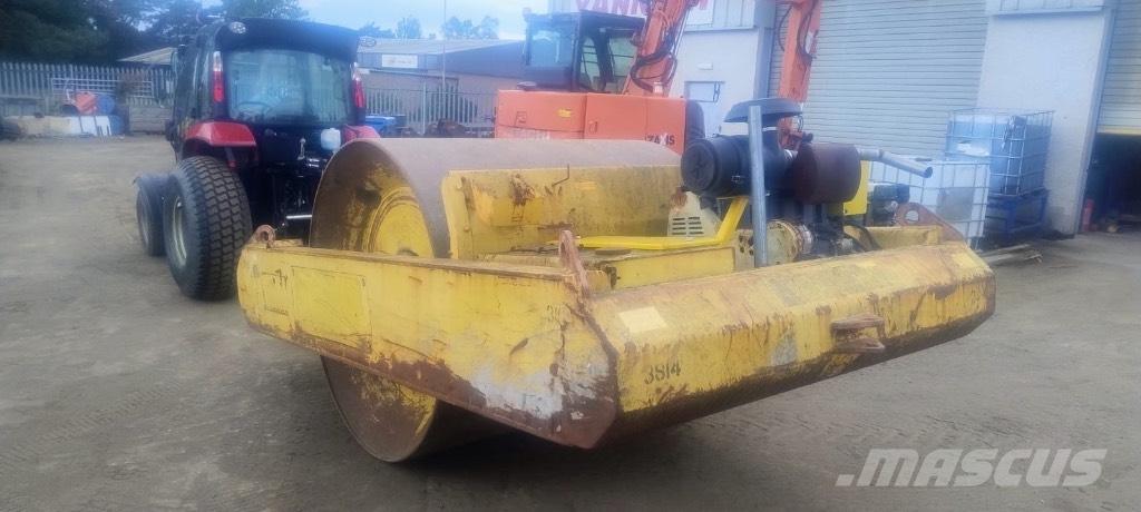 Bomag BW 6 견인 진동 롤러