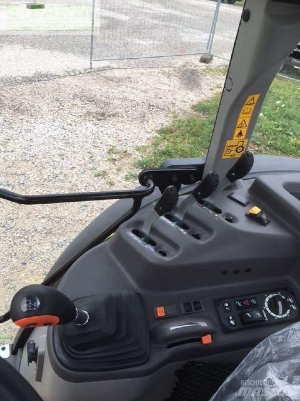 CLAAS axos 240 트랙터
