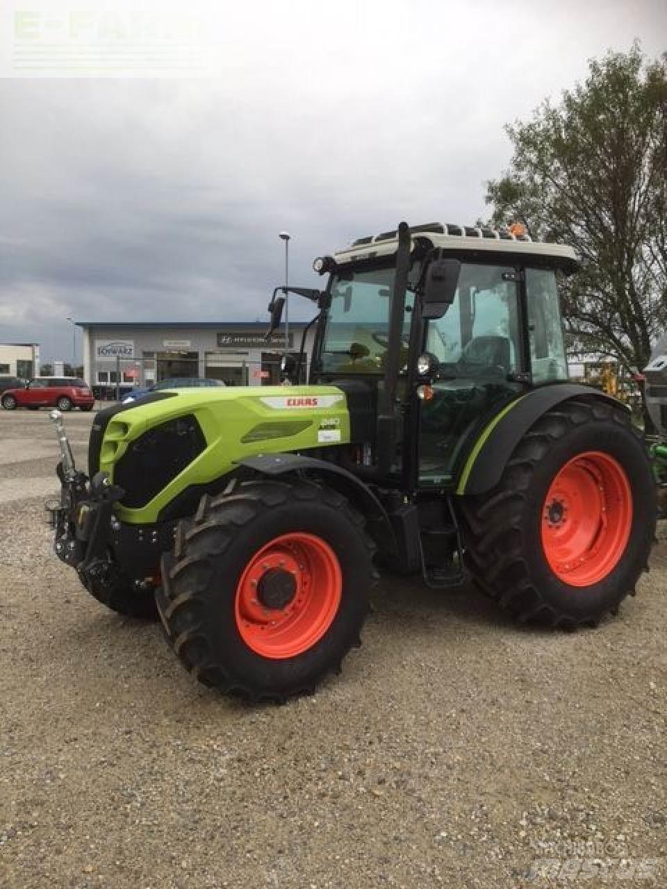 CLAAS axos 240 트랙터