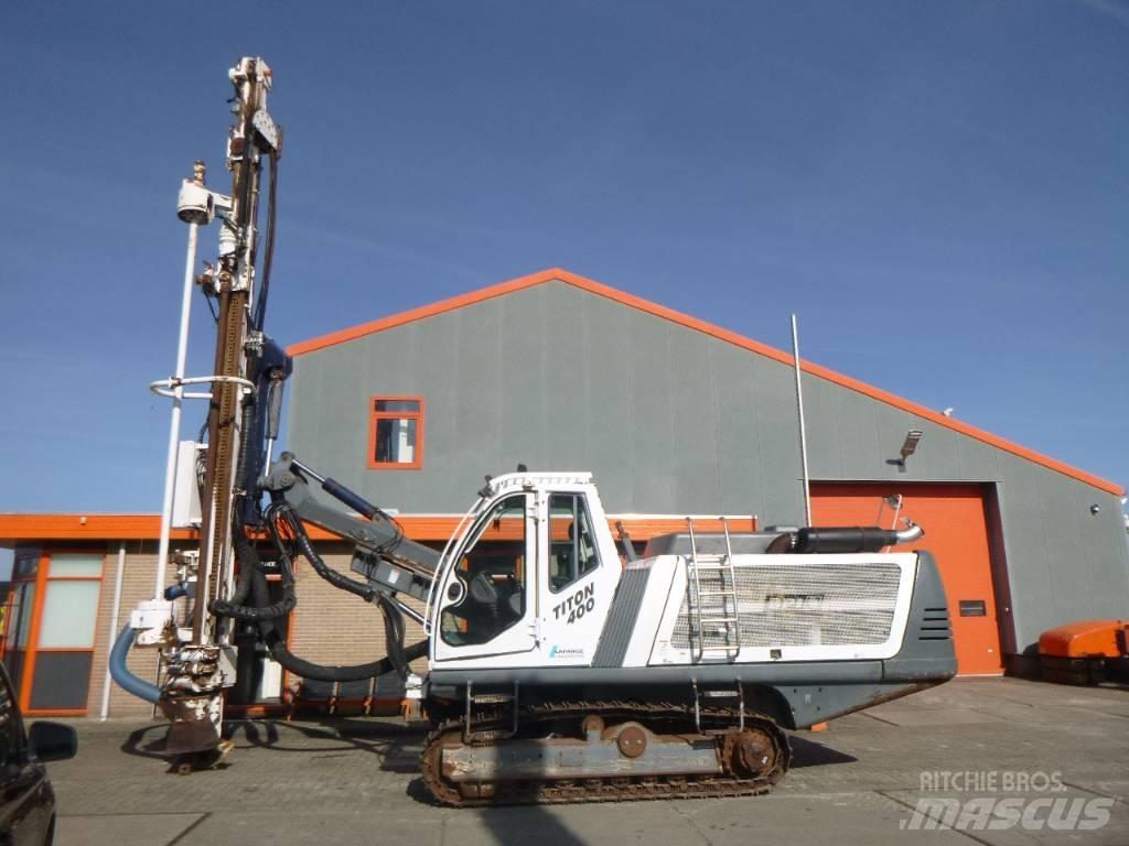 Sandvik Titon 400 중형 드릴 장비