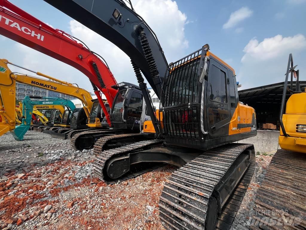 Hyundai HX 220 대형 굴삭기 29톤 이상