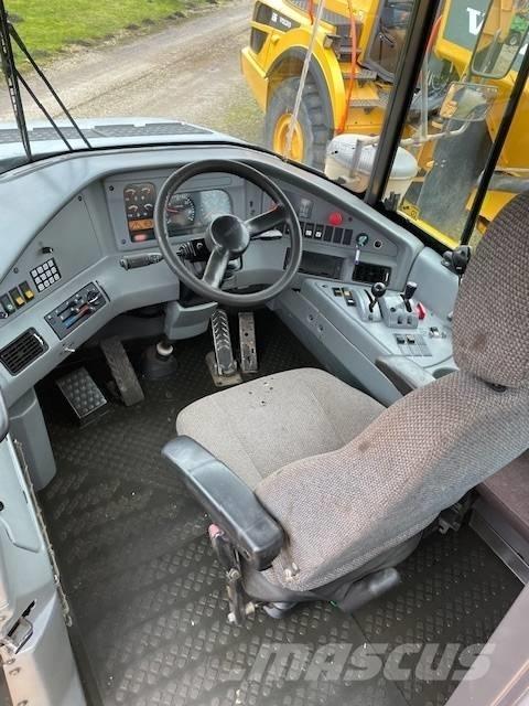 Volvo A30E 연결식 홀러