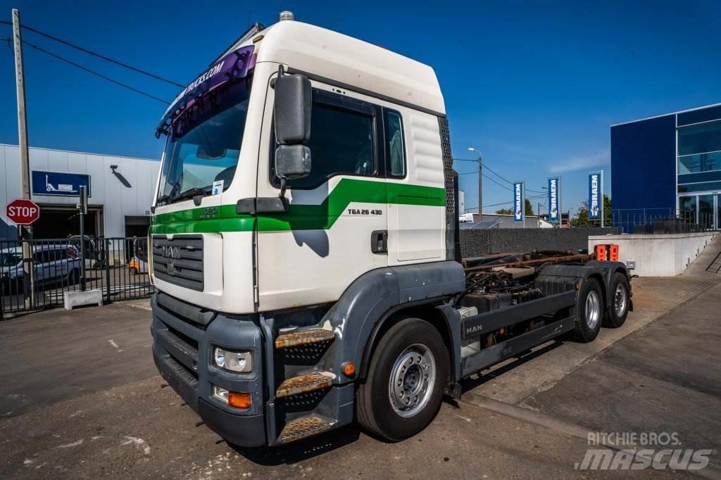 MAN TGA 26.430 LL 훅 리프트 트럭