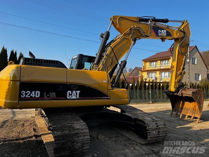 CAT 324 D 대형 굴삭기 29톤 이상