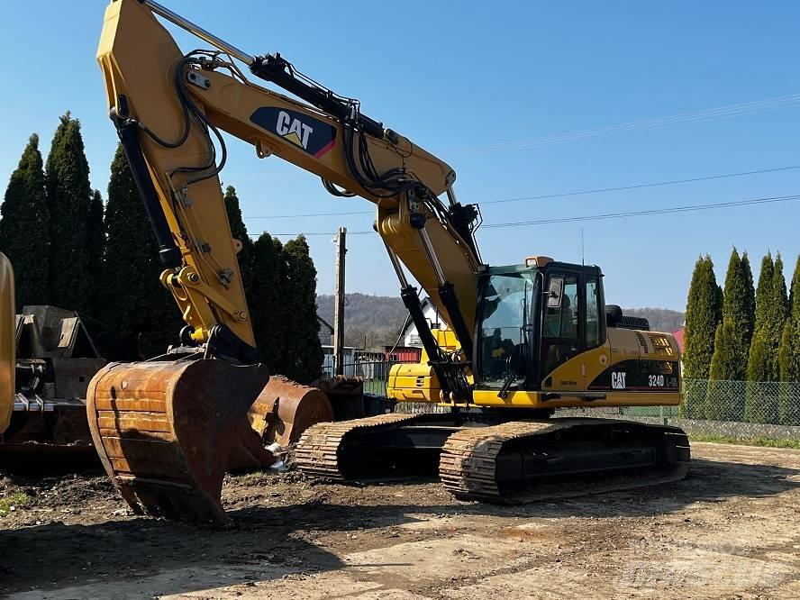 CAT 324 D 대형 굴삭기 29톤 이상