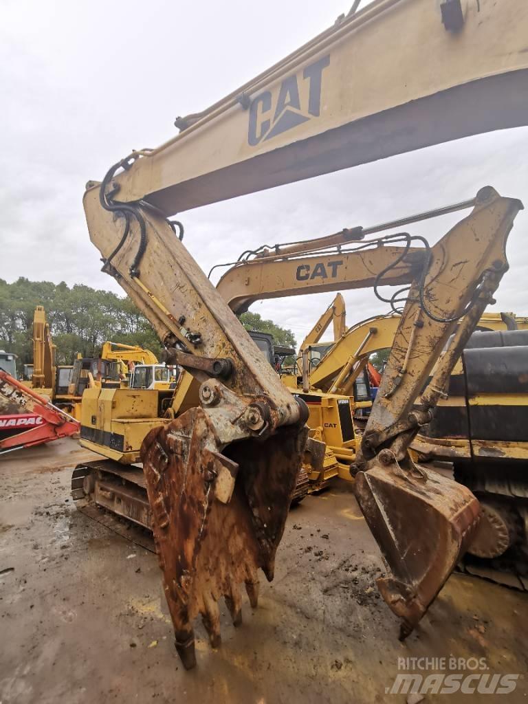 CAT E70B 대형 굴삭기 29톤 이상